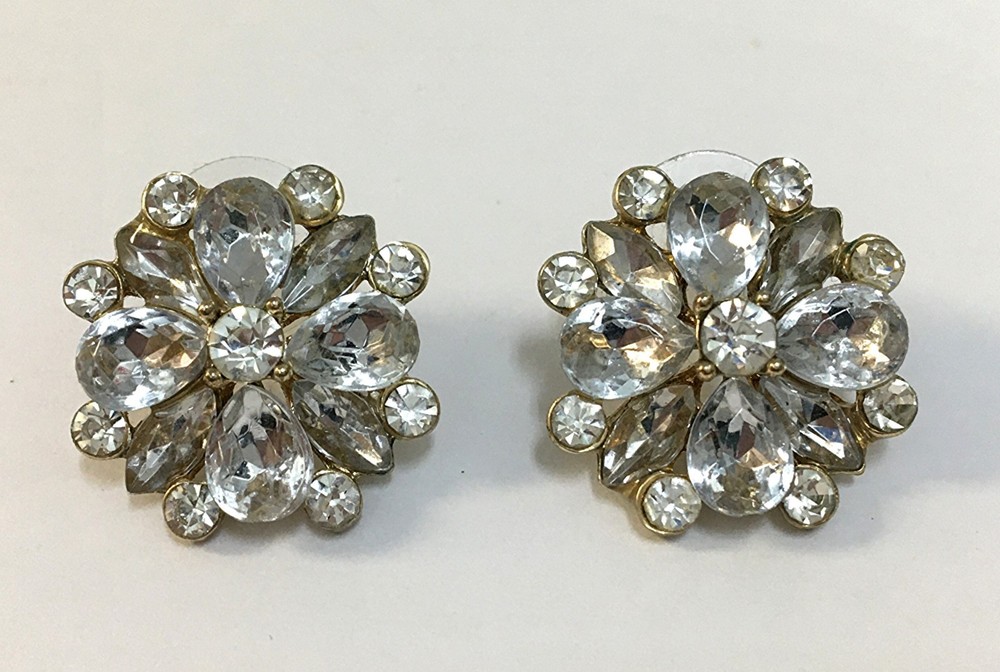 Rhinestone Cluster Earrings Gold Tone Lobe Post Vintage