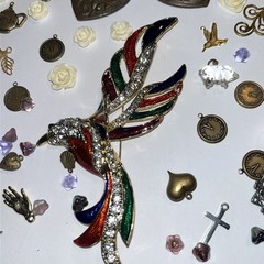 Vintage VICTORIAN CRAFTS JEWELRY Parts Glass Steampunk Metals Rhinestones Lot D