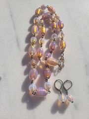 RARE ANTIQUE FIREY OPAL GOLD FOIL MILKY LILAC PINK GLASS BEAD WIRE NECKLACE SET