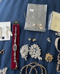 Huge!! Vintage Gold Jewelry Lot- Unsearched/UNTESTED-scrap/wear?