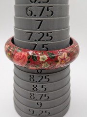 Vintage Russian Style Folk Art Hand Painted Floral Bangle Bracelet Red Laquer
