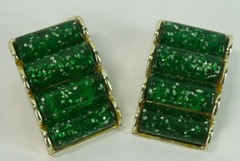 Charel Vintage Estate Thermoset Clip On Earrings in Silver Tone USA Seller