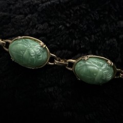 Vintage Faux Jade Scarab Oval Bracelet Gold Tone Green Bezel Set 5 Gemstones