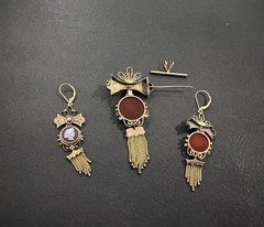 Vintage Cameo Set Antique Gold jewelry Earrings Broach Pendant