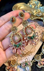 Vintage Baroque Jewelry Set Pink Crystal Necklace Earrings Gold Tone Floral