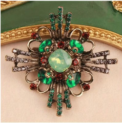 BROOCH- Vintage Style Brooch with Inlaid Green and Burgundy Rhinestones
