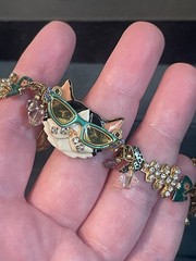 VTG LATR 2GO Glamour Puss Cat Enamel Charm Bracelet 8”