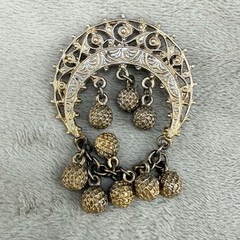 Vintage Brooch Solje Gold Tone Crescent Moon