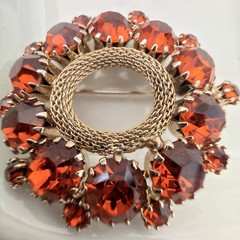RARE Signed Weiss Fire Opal Red Rhinestone Wreath Brooch Screwback Earrings Set