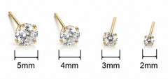 14K AU585 Gold Mini Zircon Stud Earrings Vintage 4mm Pairs