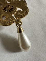 Vintage JEFF LIEB Purple Glass Cabochon Rhinestone Faux Pearl Pin Brooch B4