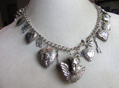 Vintage double link chain necklace with 22 heart, love themed charms 61.8 grams