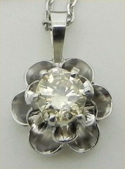 Vintage 14K White Gold 0.40 Ct Very Light Yellow Diamond Buttercup Pendant