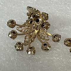 Vintage Purple Rhinestone Floral Cluster Clip-On Earrings Gold Tone