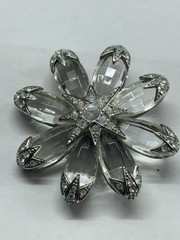 Vintage Joan Rivers RARE HTF flower brooch pin with clear Swarovski crystals.