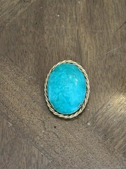 Vintage Faux Jade Green Cabochon Oval Brooch Gold Tone Nice!