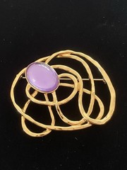 Vintage AVON 1992 Golden Web Purple Cabochon Pin/Brooch & Earrings Set-Excellent