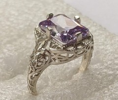 Vintage ring sterling silver 925 Size 9.5 Weight 5.44 g. Amethyst.