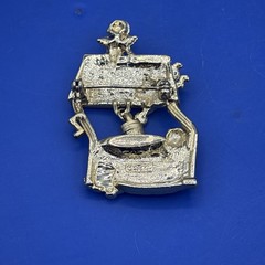 AJC Wishing Well Angel Brooch Pin Vintage Figural Cherubs Gold Tone 2” Love Luck