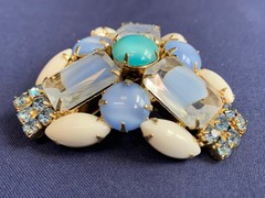 Vtg Rhinestone Costume Jewelry Set Blue Milk Glass Look Brooch Earrings *READ*