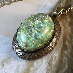 Vtg Lucite Confetti Cabochon Necklace – Converted Earring – Engraved Bezel – 18”