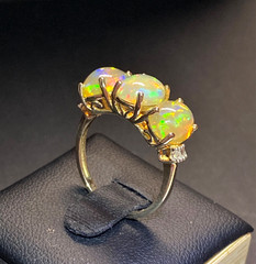 Dazzling 14kt Yellow Gold Ethiopian Opal and Diamond Ring Size 7 1/4 7.25