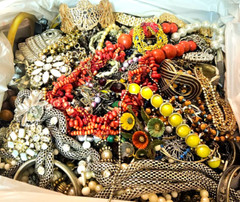 FREE SHIP 5 Pound Lb Unsearched Lot Jewelry VTG New Junk Art Craft Treasure Box