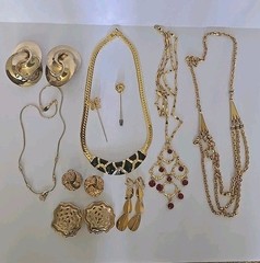 Vtg & Modern Goldtone & Other Jewelry Lot Earrings Necklaces