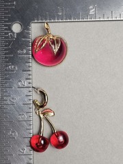 Vintage Sarah Coventry Lucite Apple Brooch And Cherry Earrings Lot Of 2 Items