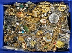 3 Pound Unsorted Huge Lot VTG Jewelry Vintage New Junk + Wear Resell Tangled In