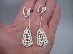 vtg. JEFF LIEB clip on dangle jeweled weave pattern earring set pink multicolor