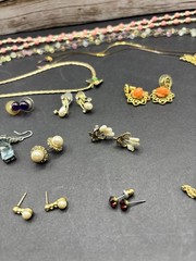 Costume Jewelry 20 Pieces Estate All Wearable Vintage Some Tarnish Earrings Etc