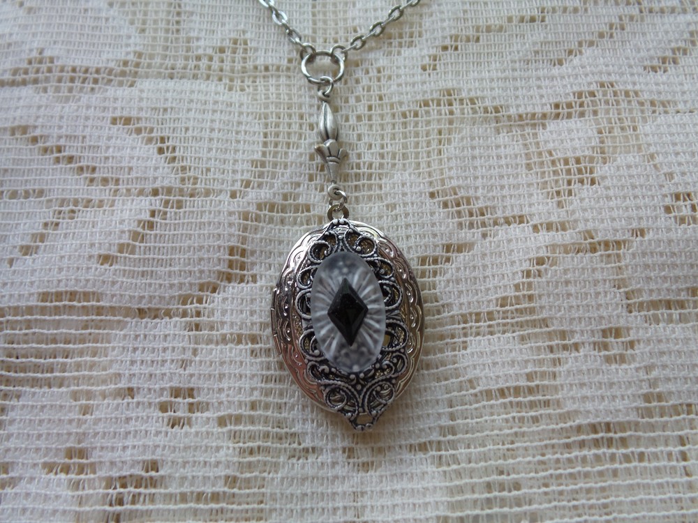 SILVER PLATED FILIGREE VICTORIAN CAMPHOR GLASS LOCKET