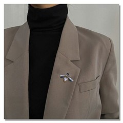 Cute Bee Brooch Fashion Crystal Insect Corsage Women Pin Vintage Enamel Brooch