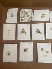 Vintage Brooch Pin Lot Of 26 Unique Brooch For Any Occasion Fast Shipping!