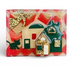 Lucinda House Pin – Christmas Sparkle Angel Cat Red Green