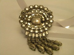 Beautiful Czech Jewelry Brooch Czechoslovakia Vintage Jablonex 282