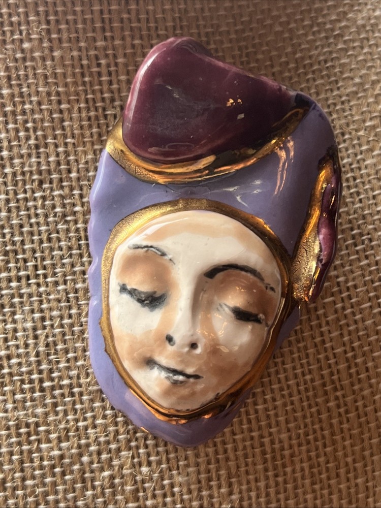 Vintage Artist Signed Gini Max Peaceful Peacemaker Sculpture Brooch