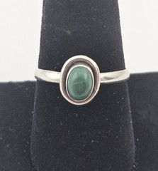 Vintage Sterling Silver Malachite Cabochon Native Ring Size 8.5 – 2.6g