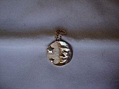 VINTAGE 1980s STARS & SLEEPY MR CRESCENT MOON GOLD TONE PENDANT MADE IN USA