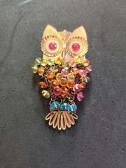 Vintage Owl Brooch Dangle Beaded Rhinestone Gold Tone Colorful Statement Pin