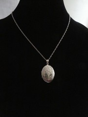 Vintage London 925 Sterling Silver Locket Pendant How Do I Love Thee? UK Sonnet