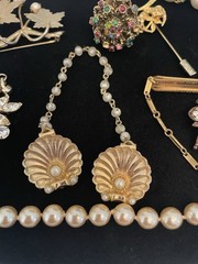 Junk Jewelry FOR CRAFTS WEAR PICS 1 & 2 Necklaces Watches Brooch Some SIGNED #3