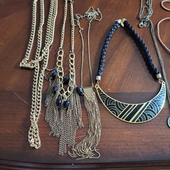 Jewelry Lot Black Gold Tone Trendy Vintage 9 Pieces