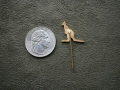 Kangaroo Australia Vintage Goldtone Stick Pin Lapel Pin 1.0g