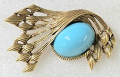 Vintage Turquoise Blue Egg Shaped Cabochon Retro Overhang Design Brooch