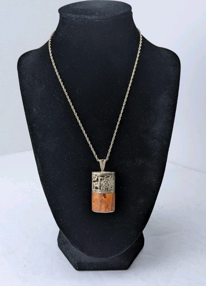 Vintage 925 Sterling Silver Peruvian Llama Orange Inlay Pendant Necklace…