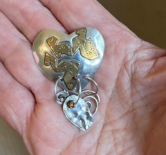Signed Vintage BOGGIO Sterling Heart pendant with brass accents 6.6g