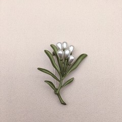 Vintage Green Color Plant Pearls Brooch Pin Flower Brooch For Women Jewelry Gift