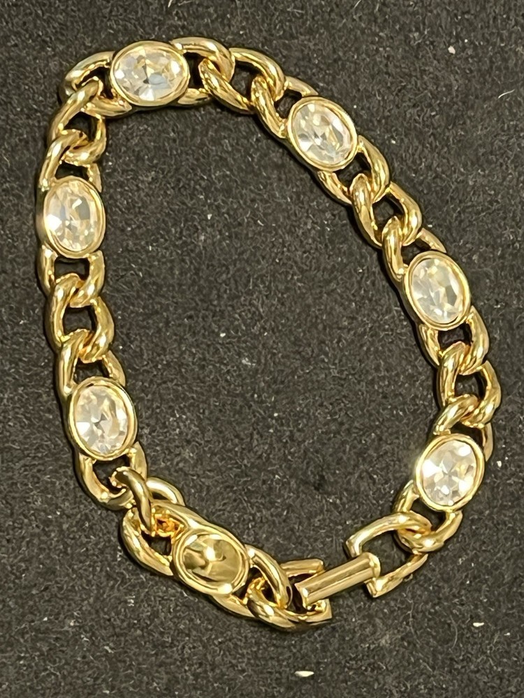 Vonelle Swarovski Crystal Austrian Glass 6.5” Gold tone Tennis Vtg Bracelet